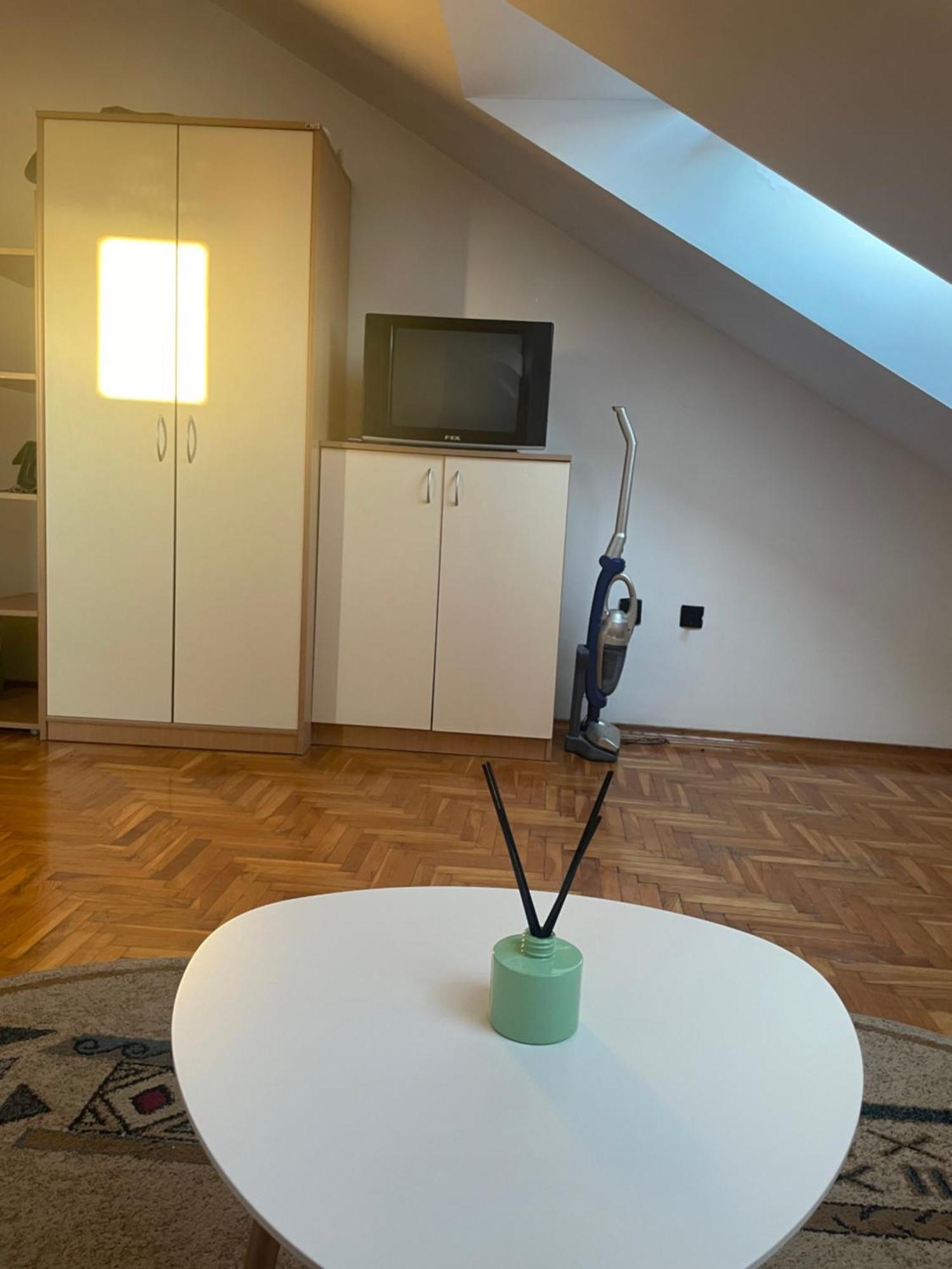 Blanco Apartment